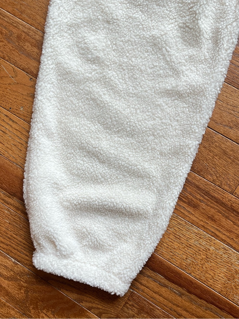 NWT American Eagle Cozy Cream Sherpa Bottoms, Size Large - Picture 4 of 11